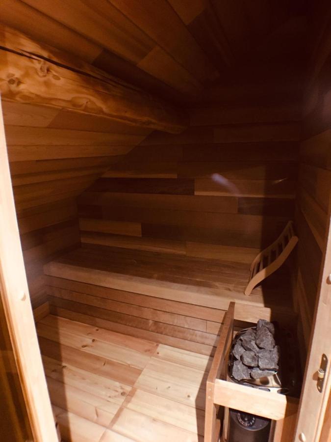 B&B Pegasus II - Chambre Familiale De Luxe Avec Sauna Privatif Vielsalm Exterior photo